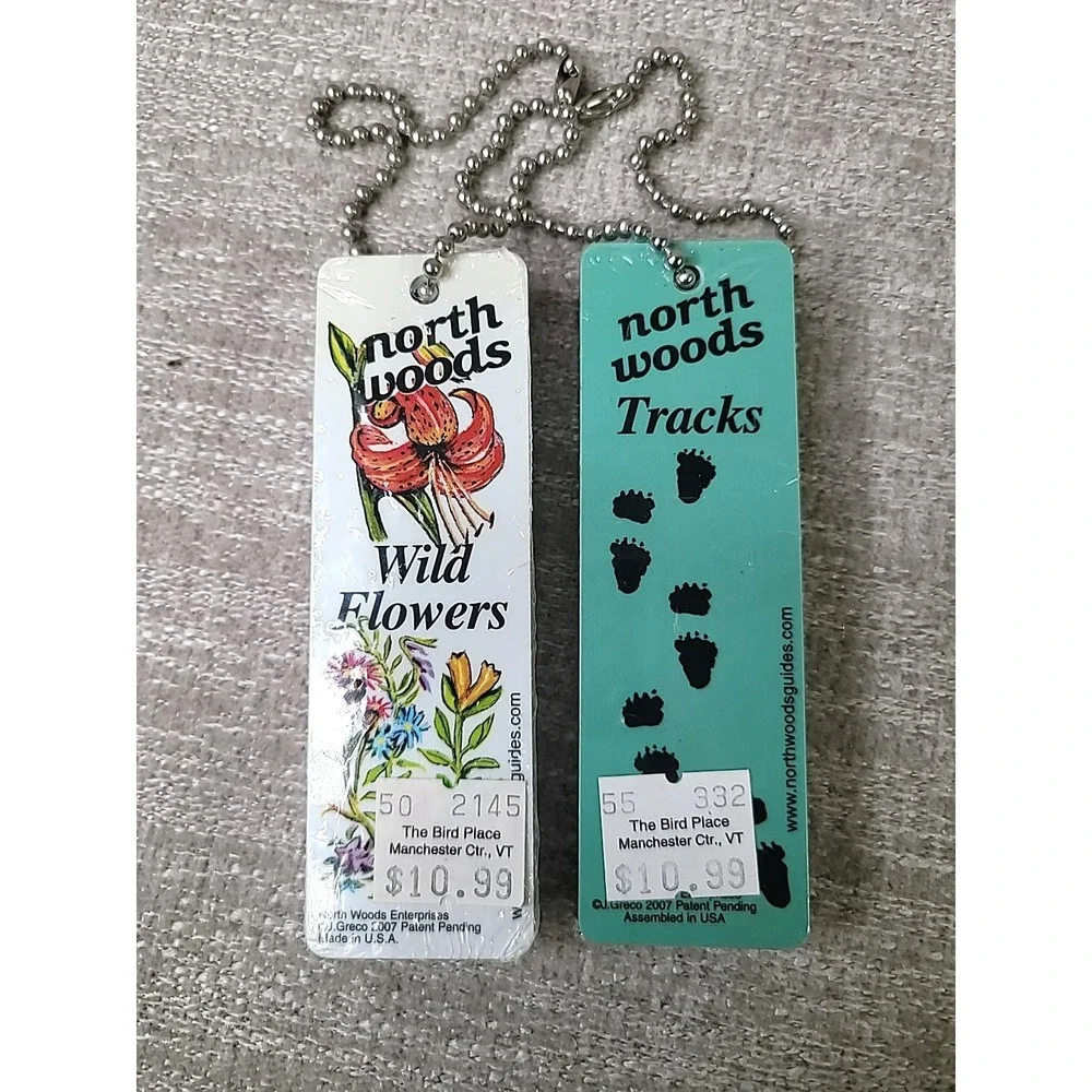 North Woods Wild Flowers & Tracks Double Sided Plastic Card Set‎ Key Chains NEW